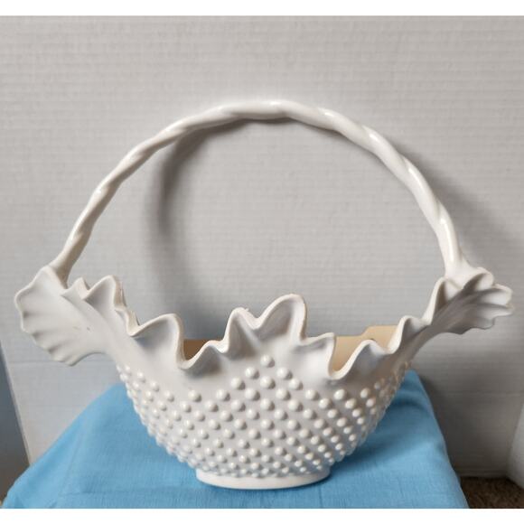 Burwood Other - 1984 White Hobnail Plastic Decorative Wall Pocket Burwood #2673